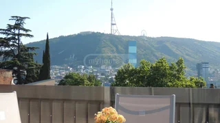 3-комнатный частный дом в аренду. Чугурети