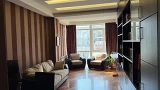 5-комнатная квартира. Ваке