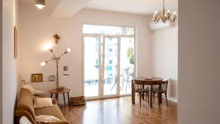 Илия Чавчавадзе пр-т, 49б: 3-комнатная, 94.0 м²