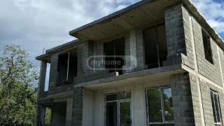 7-комнатный частный дом в районе Кахабри