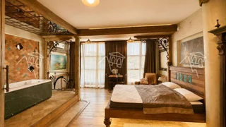 8 room Private House For Rent. Ortachala