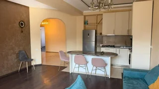 Улица Анны Политковской, 37: 4-комнатная, 112.0 м²