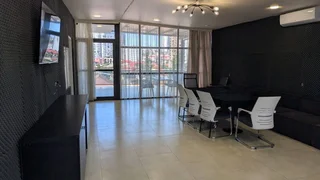 Большая квартира 200 кв.м, 2 спальни, $800