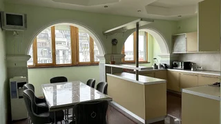 5-комнатная квартира в Тбилиси
