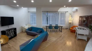 5-комнатная квартира. Ваке
