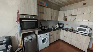 4-комнатная квартира Продаётся. Сабуртало
