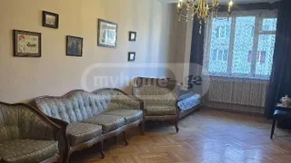 4-комнатная квартира в Тбилиси