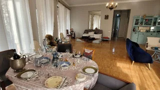 3 room Flat For Rent. Vake