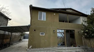 3-этажный частный дом за городским судом