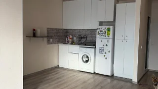 3 room Flat For Rent. Mesame masivi