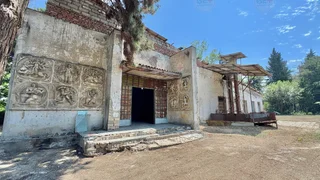 Store-Industrial property For Rent. Ponichala