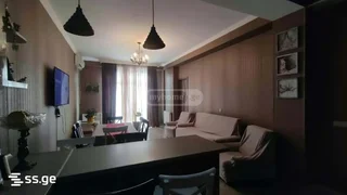 4-комнатная квартира в Тбилиси