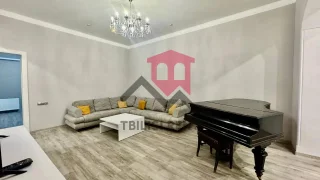 3 спальни в Ваке, напротив парка Мзиури, $2100