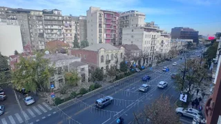 4-комнатная квартира. Продаётся. Вера