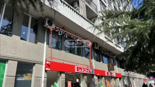 Универсальная коммерческая площадь в районе Багратиони