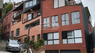 Гараж на продажу. Мтацминда