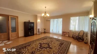 3 room Flat For Rent. Vake