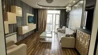 2-комнатная квартира посуточно. Исани