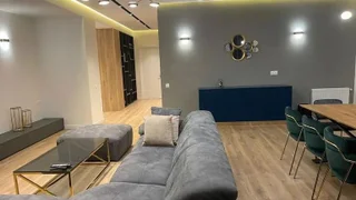5 room Flat For Sale. Ortachala