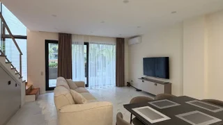 4 room Private House For Rent