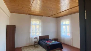 Двухэтажный дом 4 спальни в Какути, $80,000