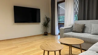 Квартира в отличном месте с огромной частной террасой