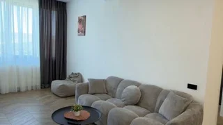 4-комнатная квартира в Тбилиси