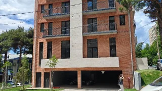3-комнатная квартира Продаётся. Варкетили