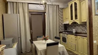 2+1, 90 кв.м, ул. Гамсахурдия 24, $1000