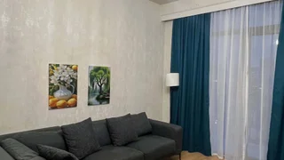 1+1 у парка 6 Мая, $600