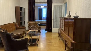 4-комнатная квартира в Тбилиси