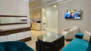 1+1 на Агмашенебели 5, $500