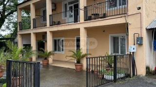 : Продаётся 6-комнатный частный дом в районе аэропорта