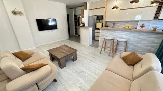 Долгосрочная аренда 3-комнатной квартиры в Bagrationi District