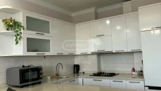 1+1 на Такаишвили улица 12 რუსთაველის უბანი