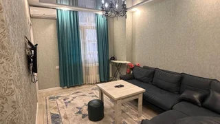 Долгосрочная аренда 3-комнатной квартиры в Khimshiashvili District