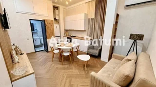 Бакы Стрит, 12/1: 3-комнатная, 65,0 м²
