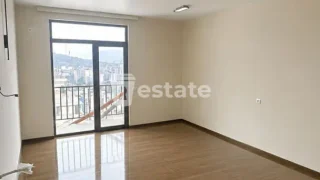 Студия у стадиона Динамо, $53000