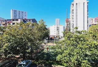 4-комнатная квартира, 130 м², $700