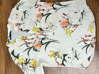 Блузка Zara Basic с цветочным принтом