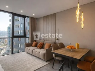 Продам просторную 2+1 на Аллее Героев