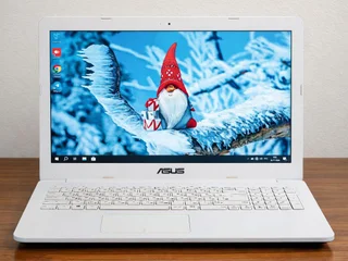 Ноутбук Asus Intel Celeron N3350 4GB 256GB SSD