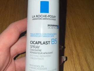 Регенерирующий спрей для кожи Cicaplast B5 La Roche-Posay