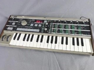 Аналоговый синтезатор MicroKorg