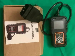 Простенький сканер ошибок для авто с OBD разъёмом.