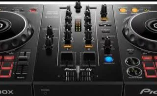 DJ контроллер Pioneer DDJ-400