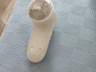 Машинка для удаления катышек