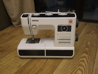 швейную машинку Brother ST371HD
