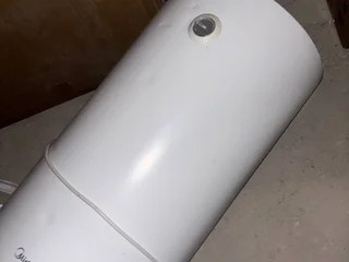 Водяной бойлер Midea 100 литров