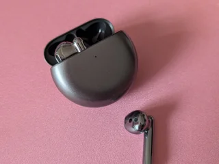 Наушники Huawei Freebuds 4